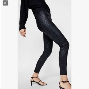 Zara Snake Print Leggings. Size Small.